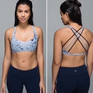 LIKE NEW Lululemon Free To Be Bra Wild Deep Navy / Black / Silver Fox (6)